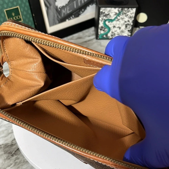 CELINE POUCH/CLUTCH BAG - Picture 11 of 15